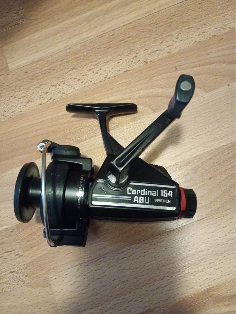 Abu cardinal 154 molen, penvissen, oldschool, karper, Watersport en Boten, Hengelsport | Algemeen, Ophalen of Verzenden, Gebruikt
