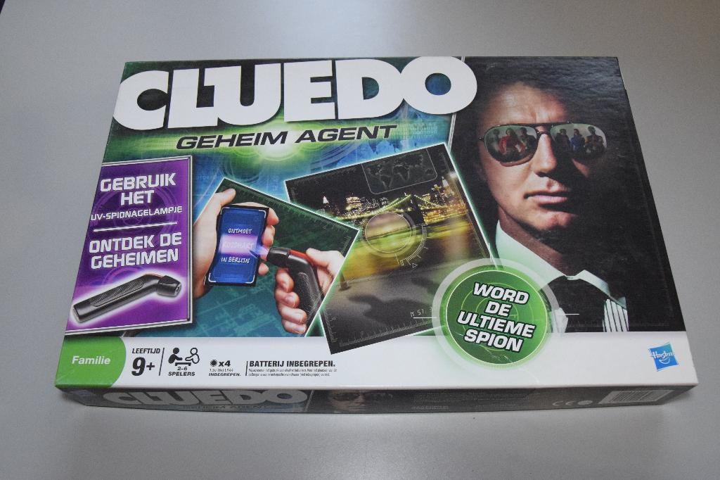 Cluedo - Geheim Agent, Vijf spelers of meer, Ophalen of Verzenden, Zo goed als nieuw, Parker Brothers