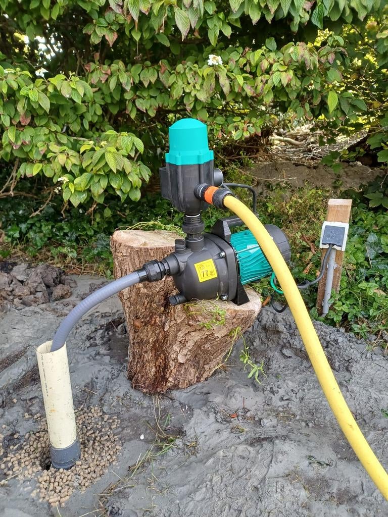 Waterbron, grondwater gebruiken. Beregening door waterpuls, Ophalen of Verzenden, Zo goed als nieuw, Elektrisch