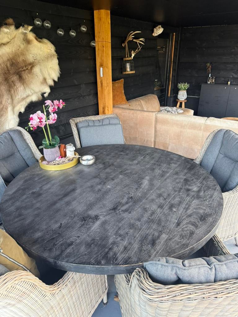 Te koop mooie ronde tafel, Tuin en Terras, Ophalen of Verzenden, Zo goed als nieuw, Overige materialen