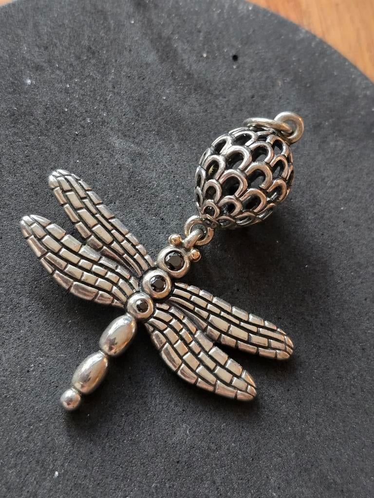 Pandora bicolor Libelle kettinghanger, Sieraden, Tassen en Uiterlijk, Bedels, Pandora, Ophalen of Verzenden, Zo goed als nieuw