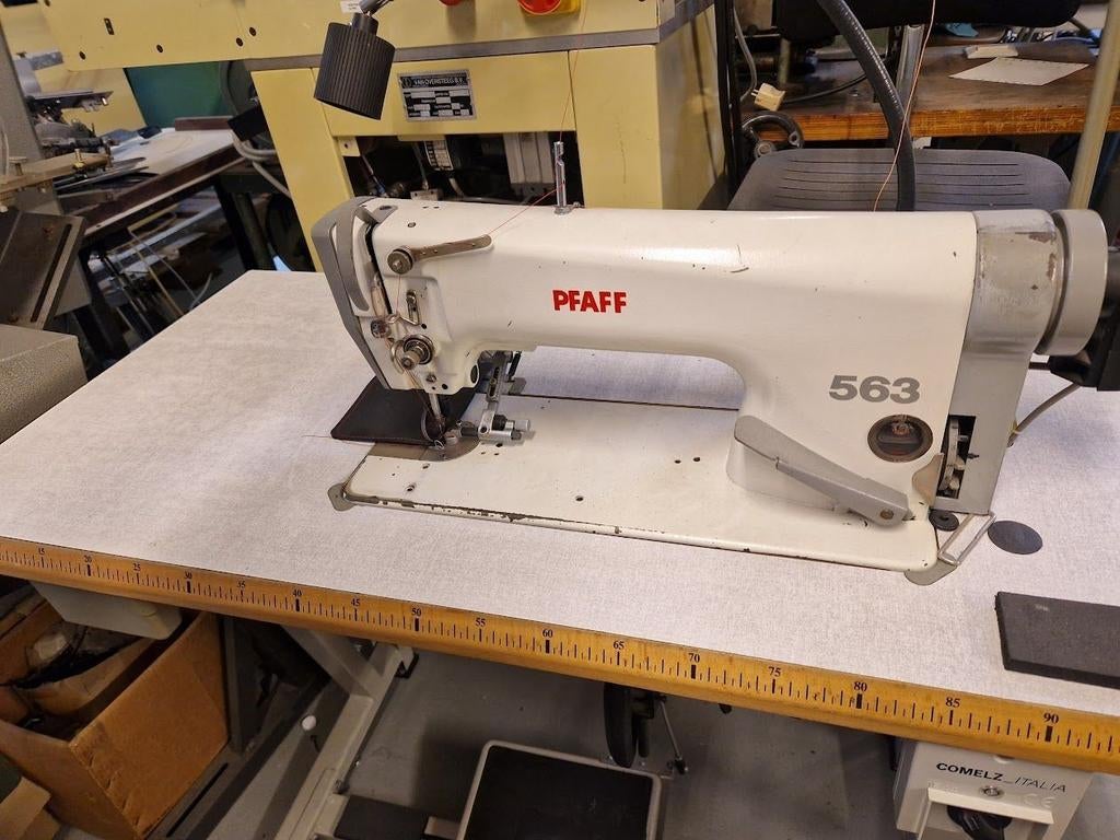 Pfaff Industriële naaimachine, Ophalen, Gebruikt, Naaimachine, Pfaff