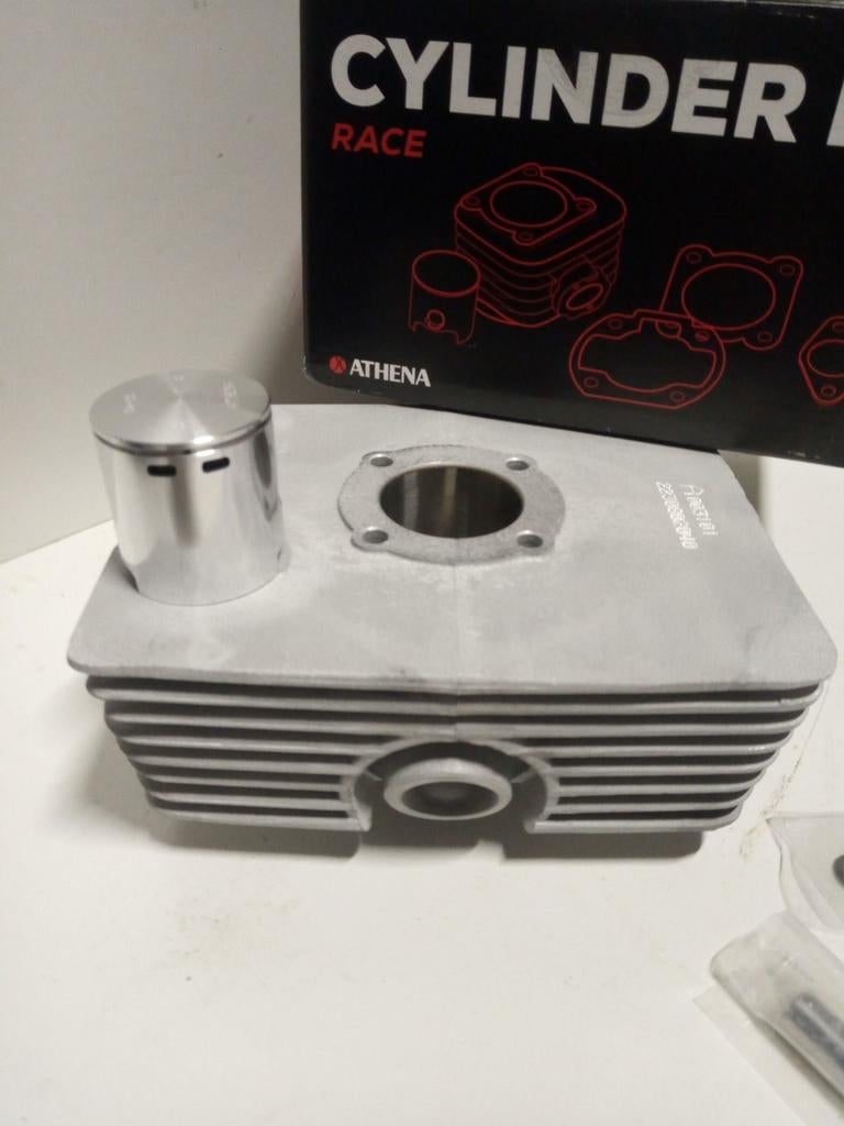 Zundapp 70cc superterm cilinder nieuw Athena., Fietsen en Brommers, Brommeronderdelen | Zundapp, Ophalen of Verzenden, Nieuw, Cilinder