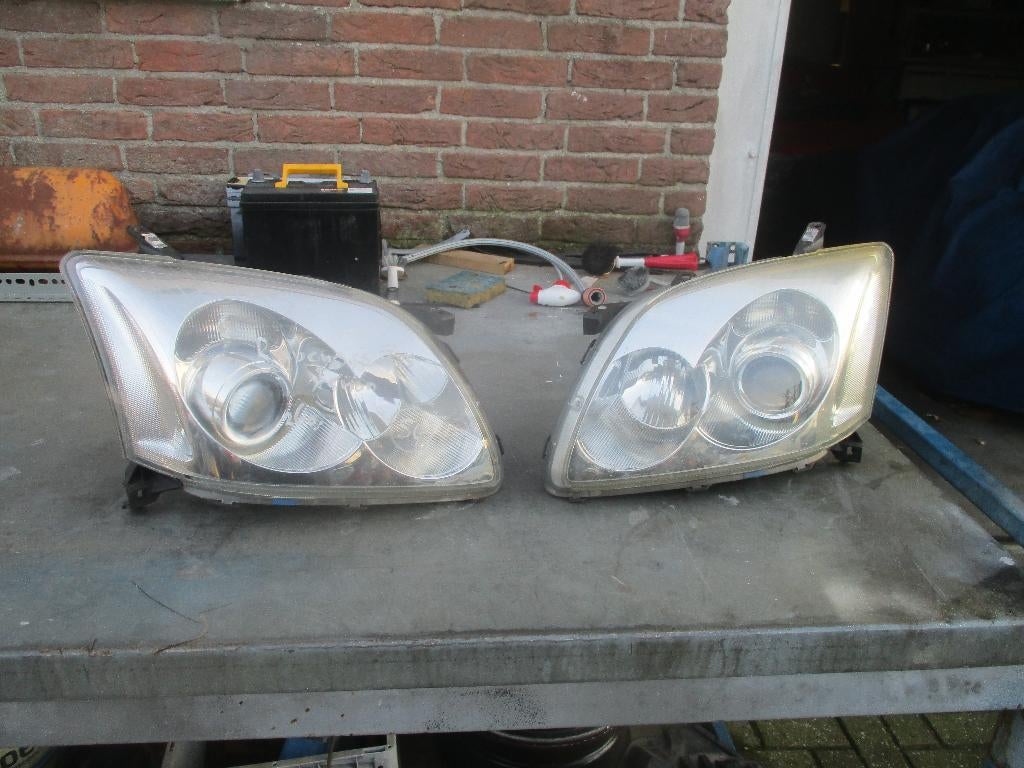 koplamp avensis T 25, Auto-onderdelen, Verlichting, Ophalen of Verzenden, Gebruikt, Toyota