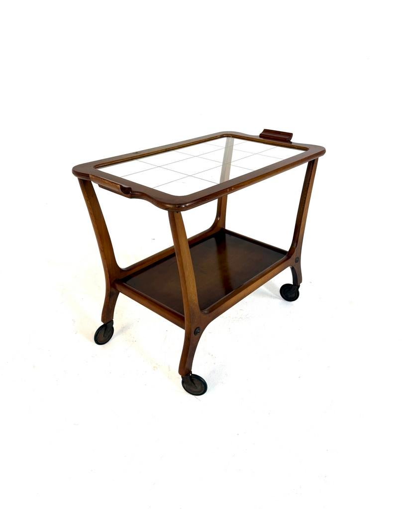 Vintage teakhouten trolley ‘60, Huis en Inrichting, Tafels | Bijzettafels, Ophalen of Verzenden, Zo goed als nieuw, Vintage retro buisframe design rotan webbing papercord deena