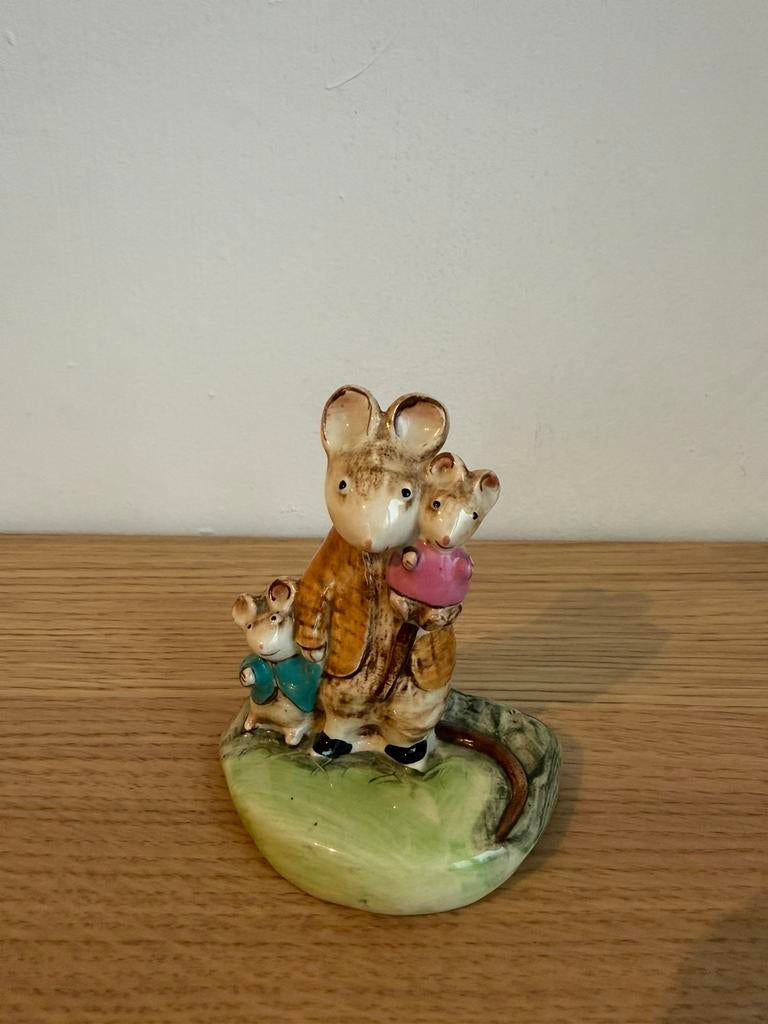 Kitty MacBride – Beswick – A Family Mouse, Verzamelen, Beelden en Beeldjes, Zo goed als nieuw, Ophalen of Verzenden