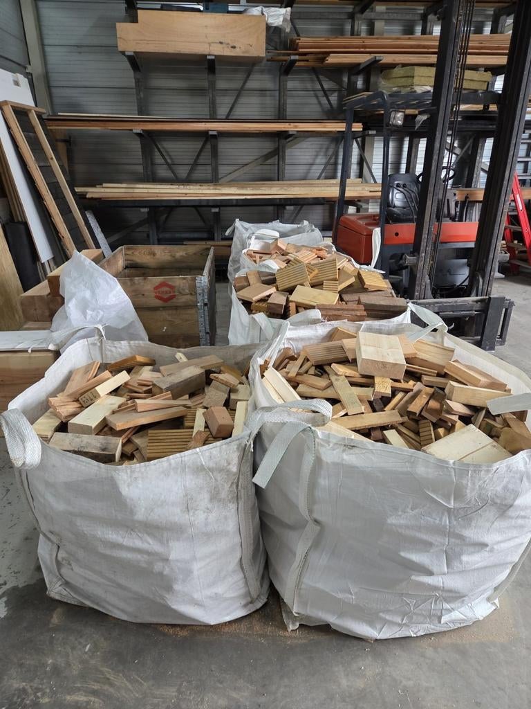 Bigbag gezaagd brandhout, Minder dan 3 m³, Ophalen