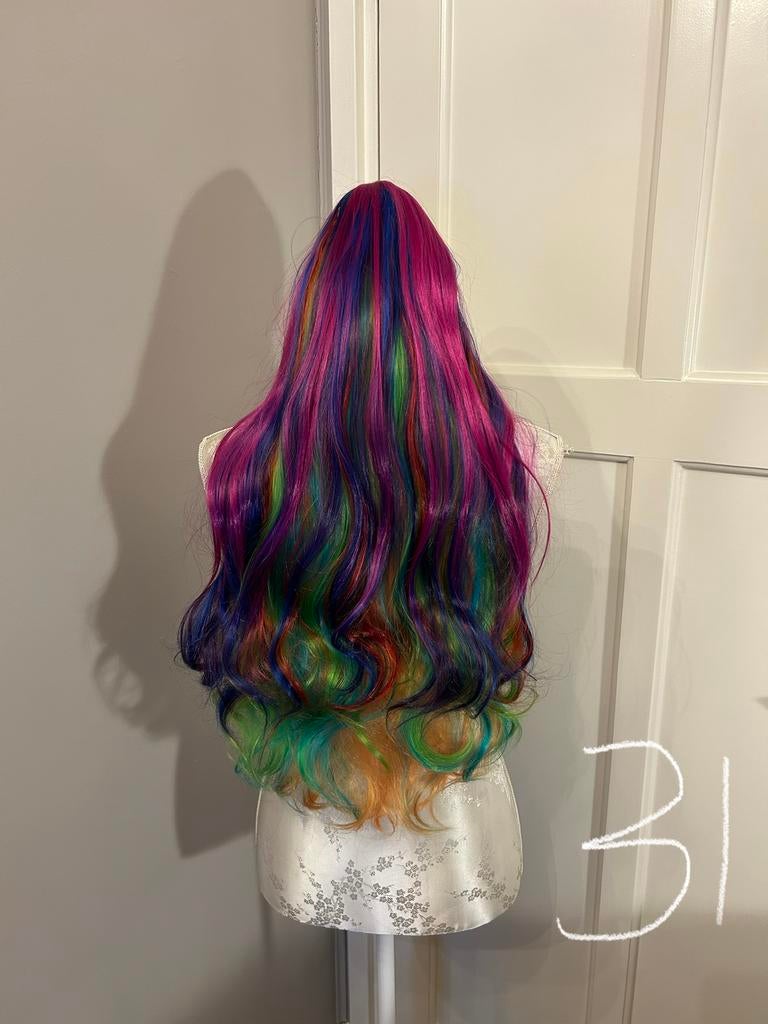 Mooie multi colour pruik, Sieraden, Tassen en Uiterlijk, Uiterlijk | Haarverzorging, Ophalen of Verzenden, Nieuw, Pruik of Haarverlenging