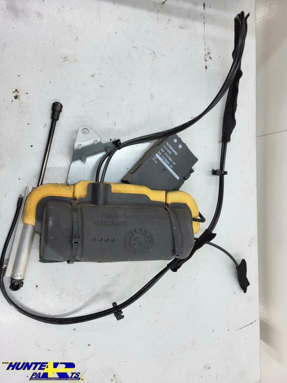 Achterklep motor Volvo V70/XC70 ('08-'11) 30716759, Ophalen of Verzenden, Gebruikt