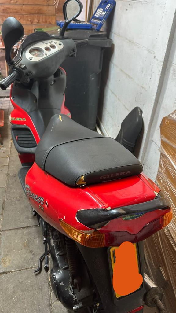 Runner kappenset tekoop, Fietsen en Brommers, Ophalen of Verzenden, Zo goed als nieuw, Benzine, Gilera