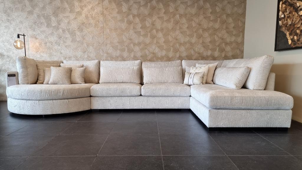 Prachtige velvet hoekbank | Showroom Utrecht, Ophalen, Info@trendvortex.com, Modern, Velvet, Eric Kuster, Stof, leer, maatwerk, cirkel eiland