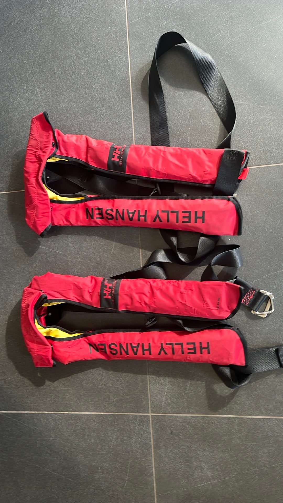 2 stuk HELLY HANSEN Sport Inflatable Lifejacket Reddingsvest, Watersport en Boten, Ophalen of Verzenden, Zo goed als nieuw, Dame of Heer