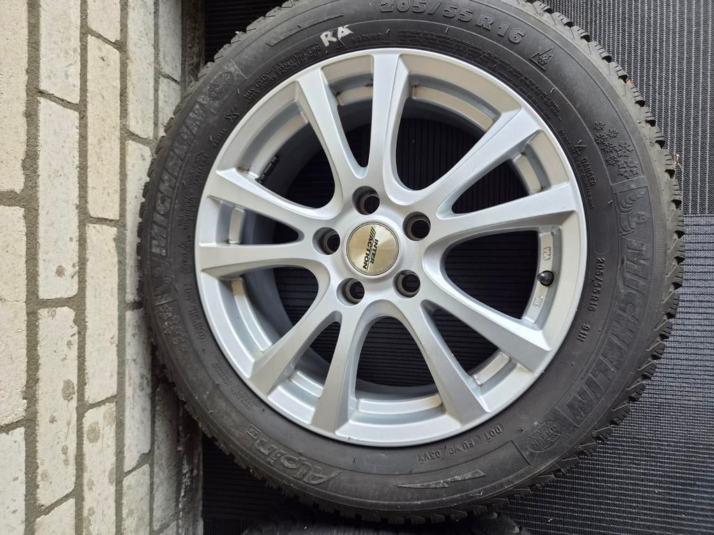 Michelin Alpine Winterbanden op Velgen 205/55 R16, Ophalen, Gebruikt, 16 inch, Banden en Velgen