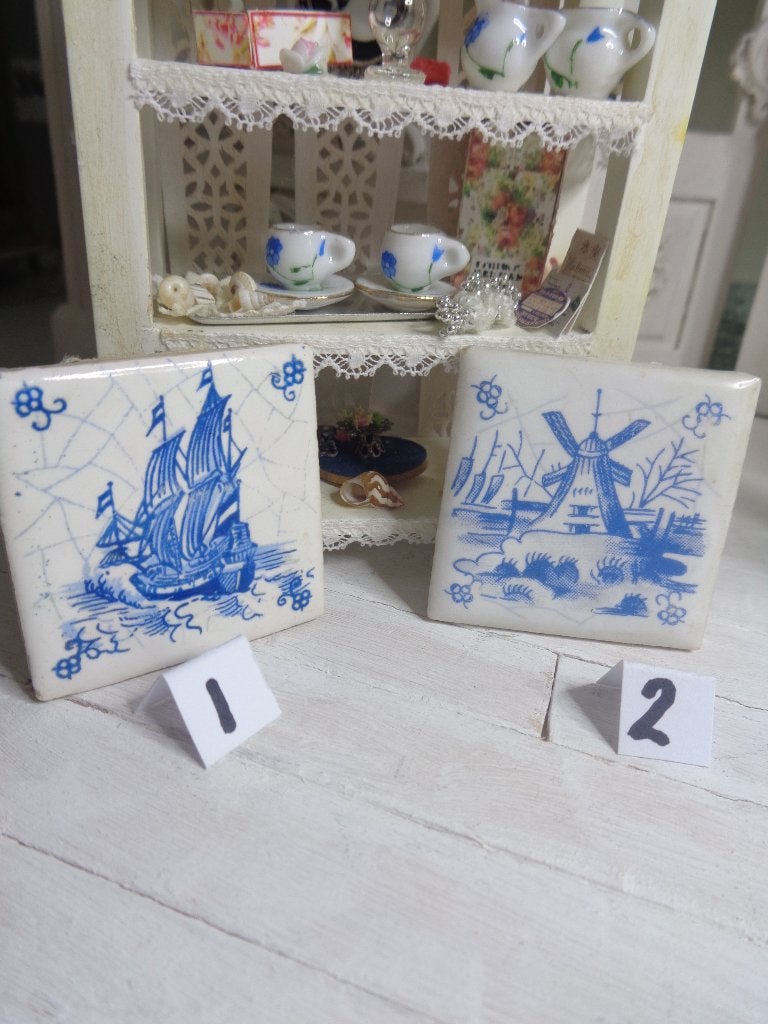 Brocante tegeltjes.......Poppenhuis 1:12…(Fotonr V11), Ophalen of Verzenden, Zo goed als nieuw, Poppenhuis