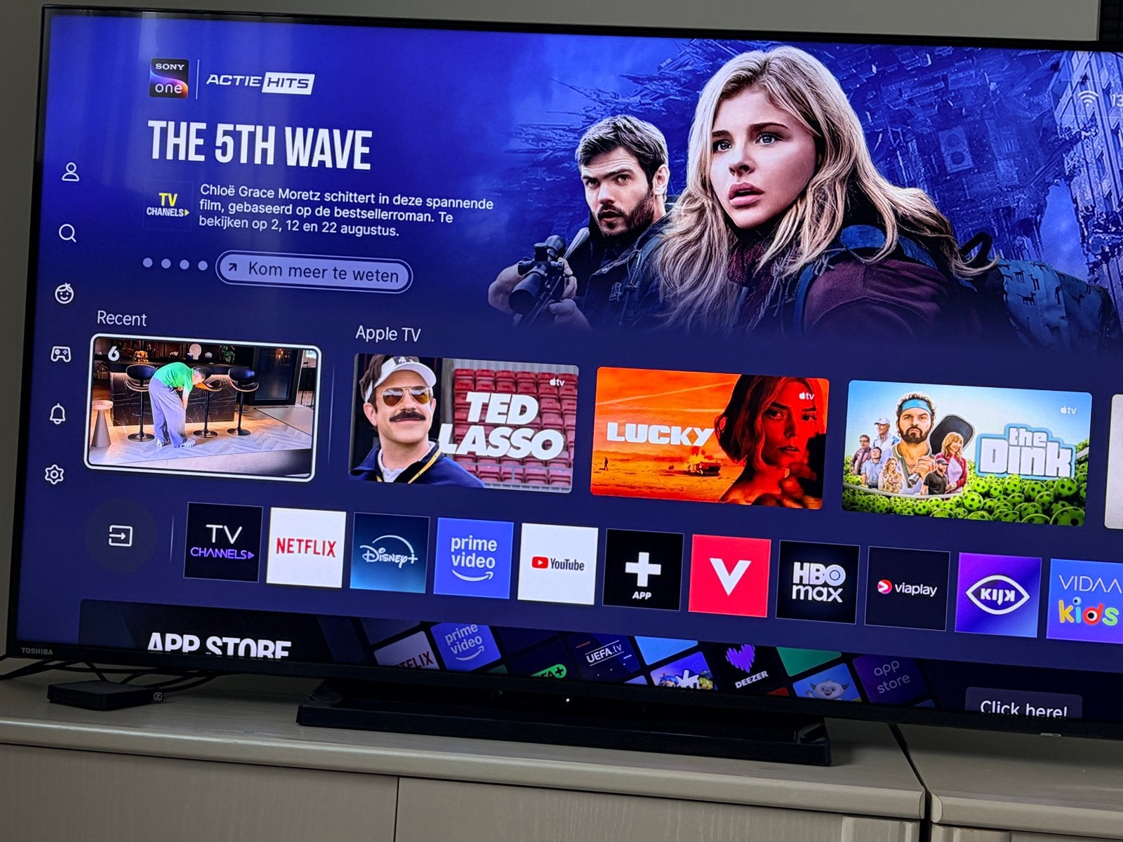Toshiba Smart TV 55 inch 4K UHD met afstandsbediening, Ophalen, 50 Hz, Zo goed als nieuw, 100 cm of meer