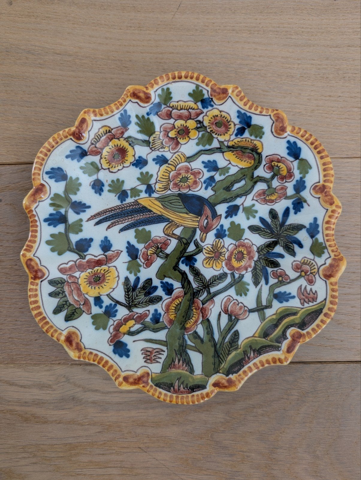 Sierbord - Makkum Tichelaar - 819 - Paradijsvogel en bloemen, Antiek en Kunst, Antiek | Porselein, Ophalen of Verzenden
