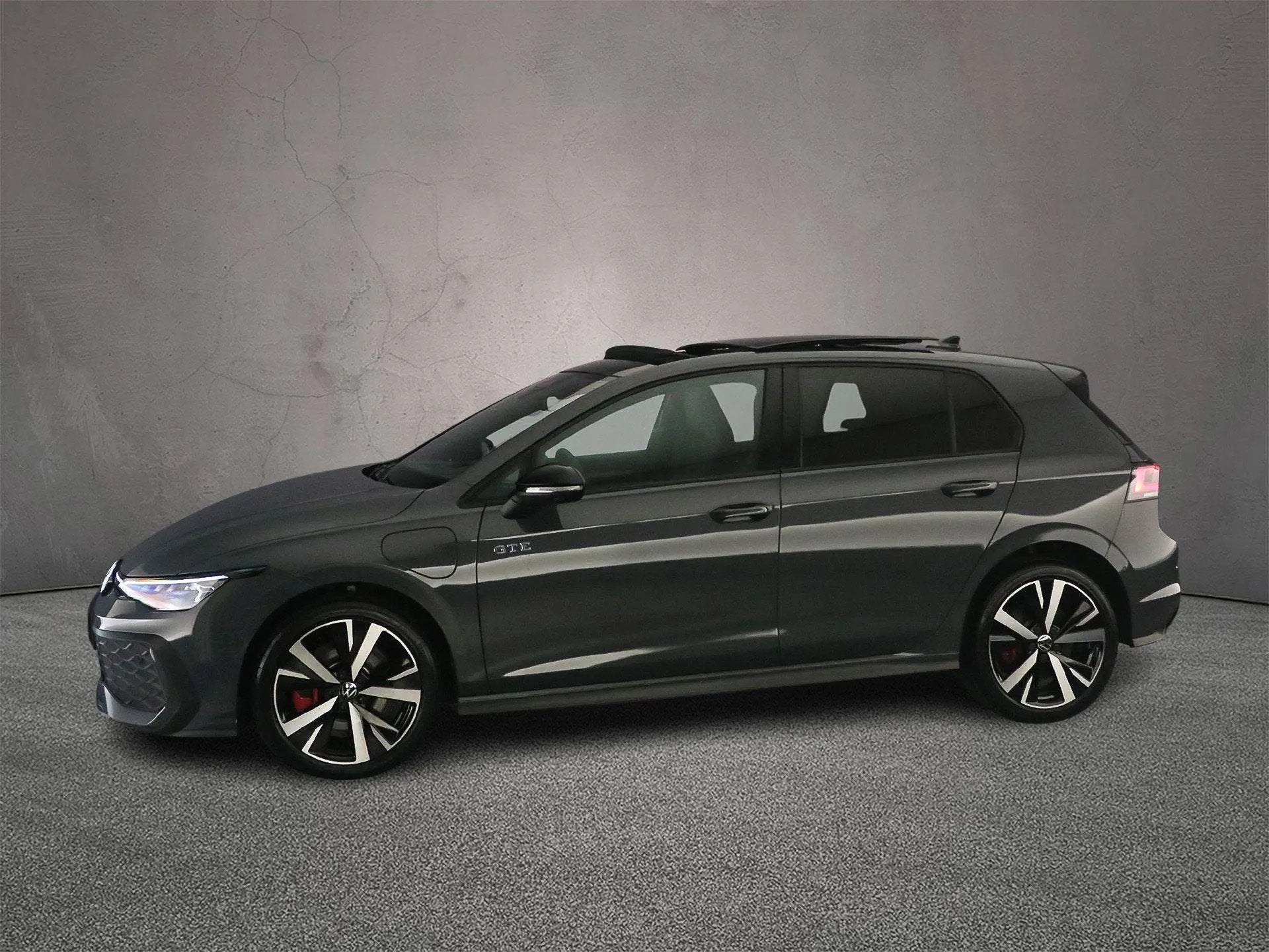 Volkswagen Golf GTE (bj 2025, automaat), 4 cilinders, Plug-in hybride, 1700 kg, 333 km/l