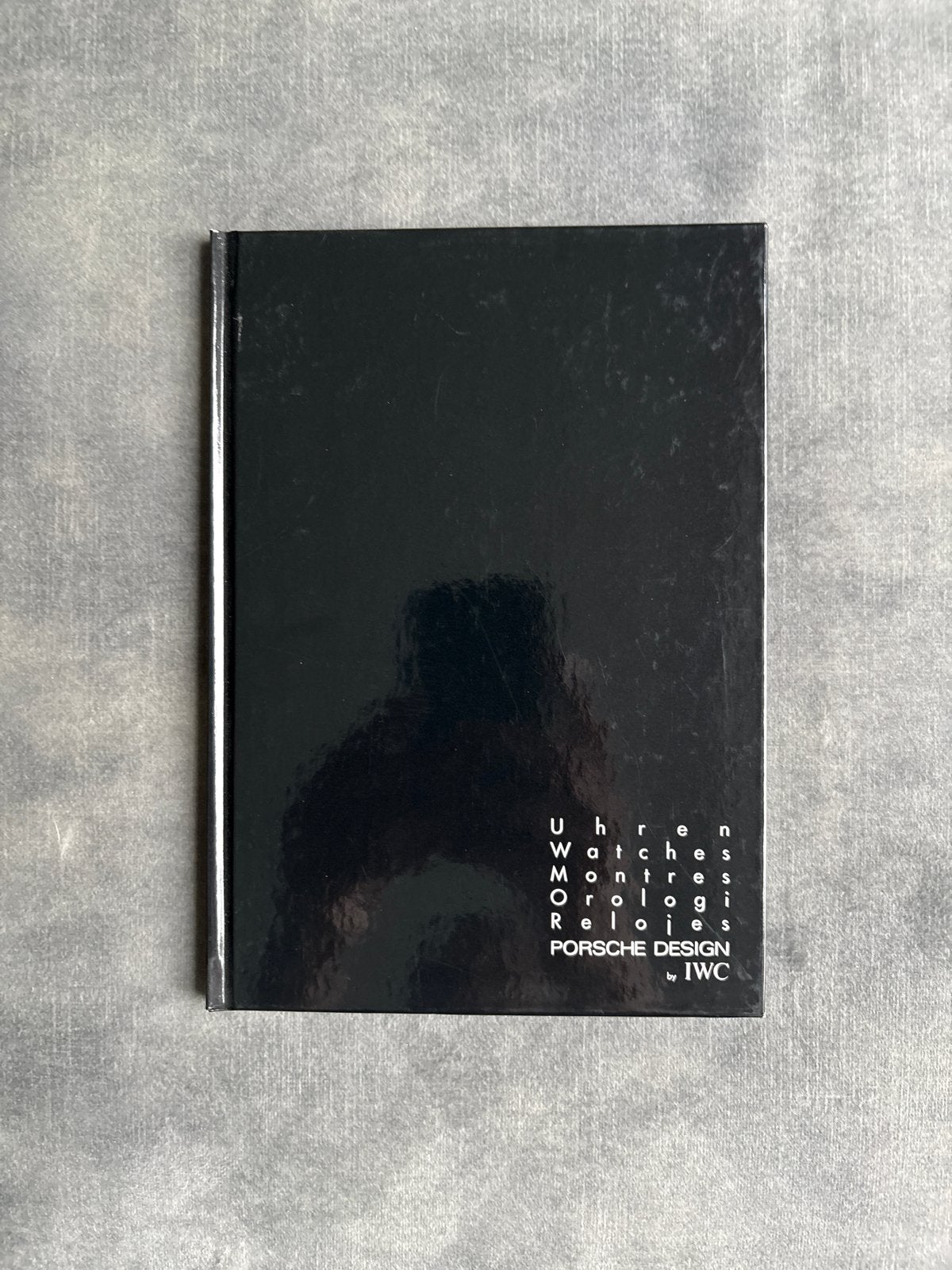 IWC Porsche Design brochure met harde kaft - Jaren '90, Ophalen of Verzenden, Gelezen, Porsche