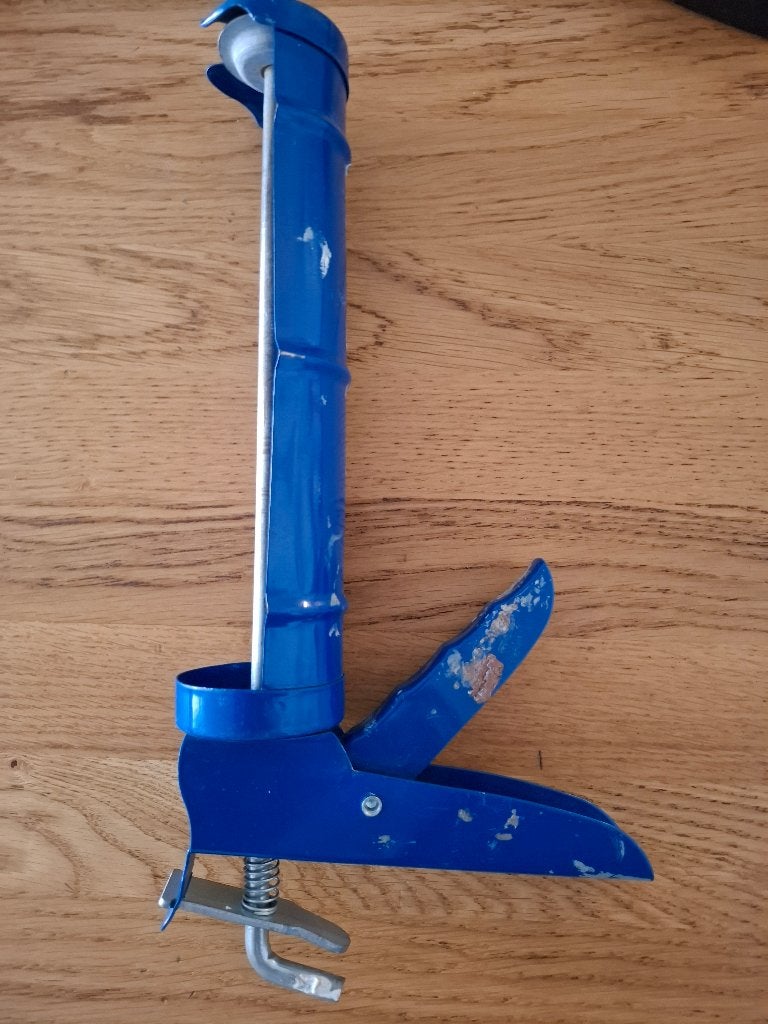 Kitspuit, weeeeer eens iets GRATIS, Doe-het-zelf en Verbouw, Ophalen, Zo goed als nieuw, Kitspuit