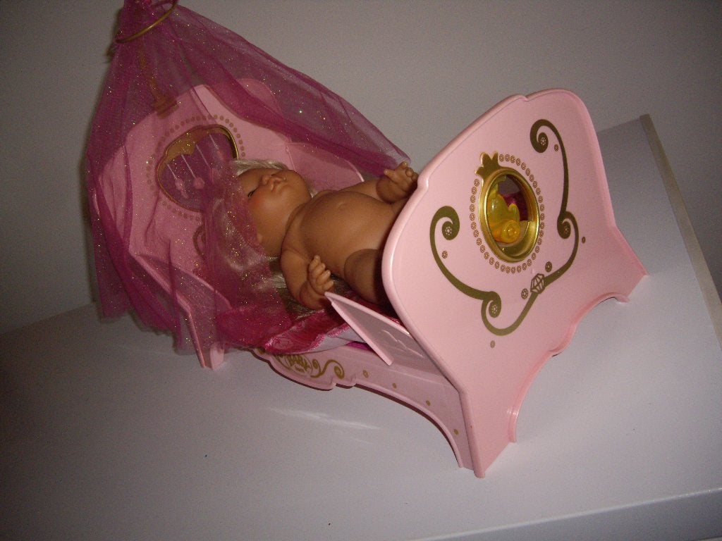 baby born prinsessenbed met licht en geluid excl pop, Ophalen, Zo goed als nieuw, Babypop