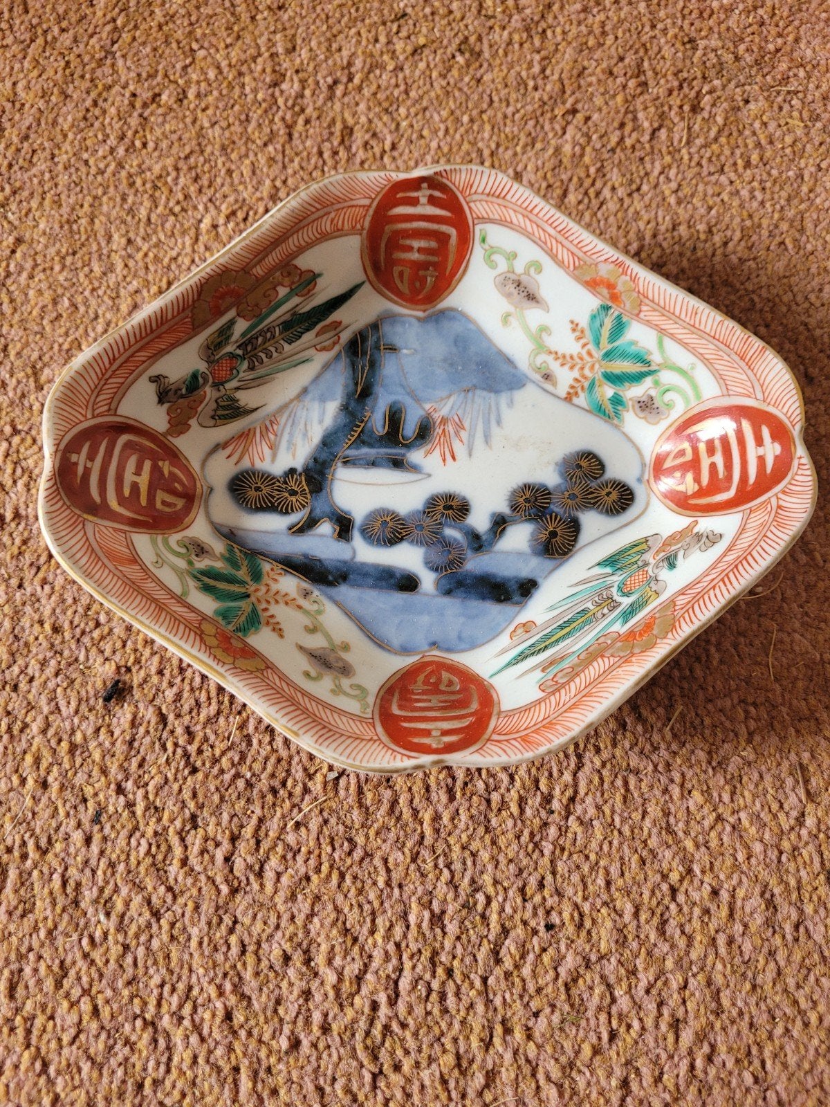 Antiek Imari Schaaltje met Berg Fuji Decoratie, Ophalen of Verzenden