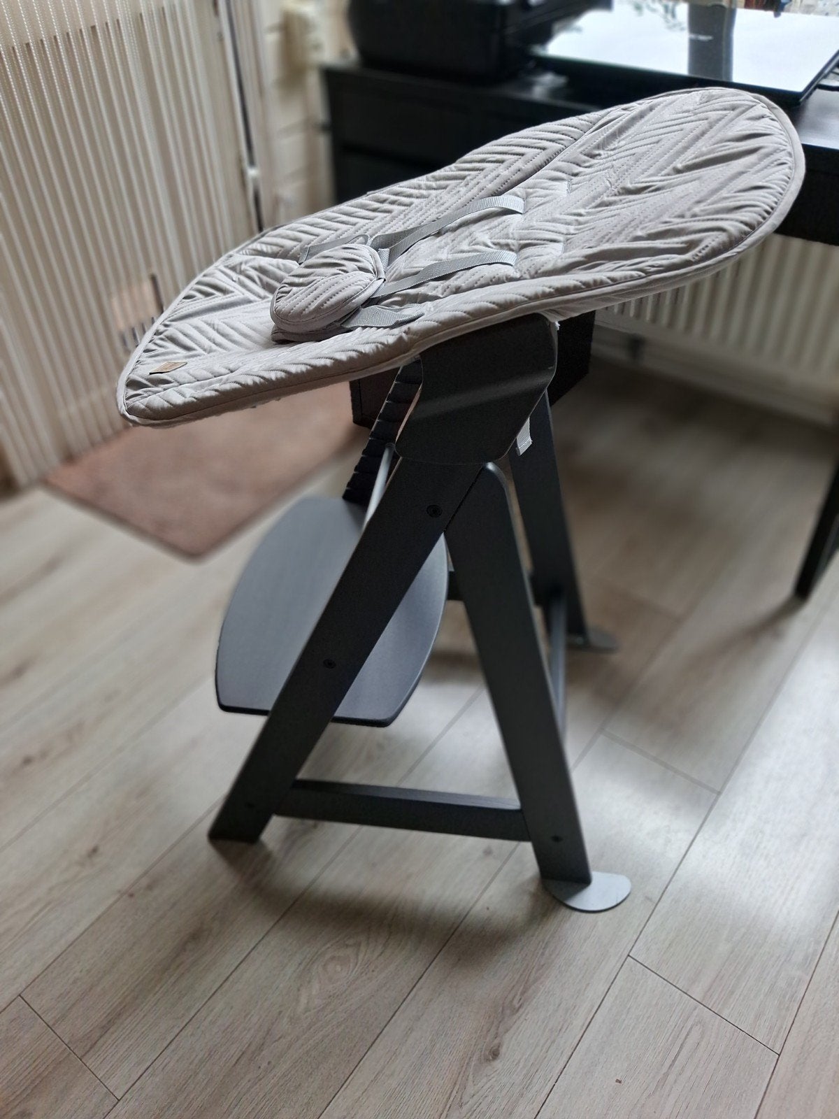 NIEUWE  Roba 2 in 1 kinderstoel met eetblad en verklei, Ophalen, Nieuw, Meegroeistoel, Afneembaar eetblad