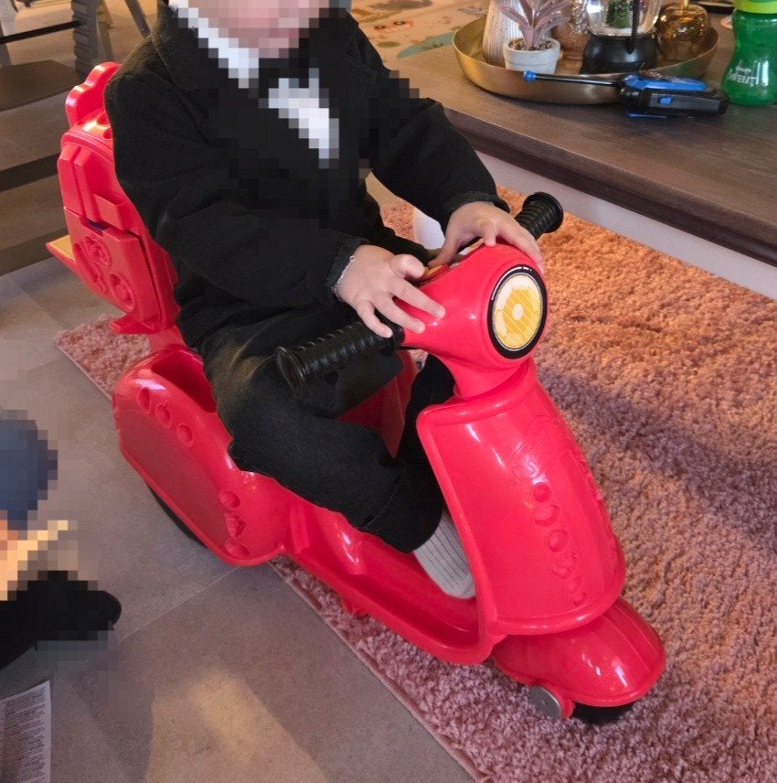 play-doh scooter met accessoires nieuw, Kinderen en Baby's, Ophalen, Zo goed als nieuw