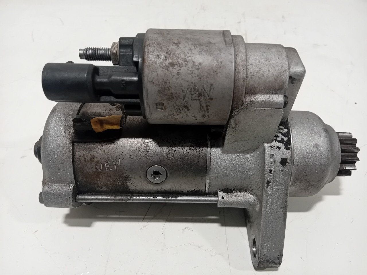 Startmotor Skoda Rapid, Van der Ven Autorecycling B.V., Gebruikt, Ettenseweg 76, 4706 PB Roosendaal, The Netherlands, Herkomst onderdeel bekend