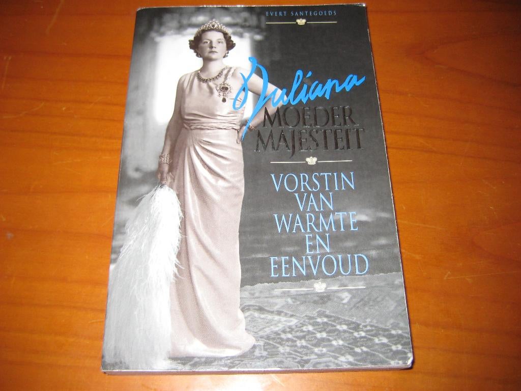 Juliana, Moeder, Majesteit, Vorstin van warmte en eenvoud, Ophalen of Verzenden, Zo goed als nieuw, Nederland, Tijdschrift of Boek