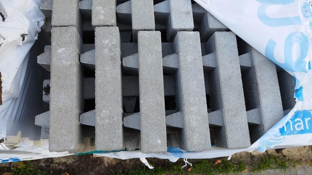 Grastegels, bestrating stenen Hydro Lineo, Tuin en Terras, Tegels en Klinkers, Ophalen, Beton, 10 m² of meer, Overige typen