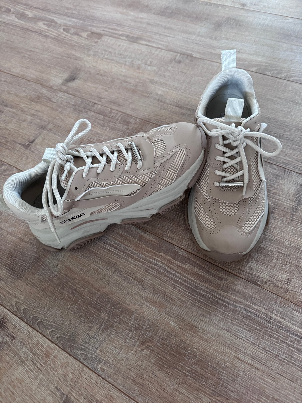 Steve Madden Possession-E sneakers maat 39, Ophalen of Verzenden, Zo goed als nieuw, Beige, Sneakers of Gympen