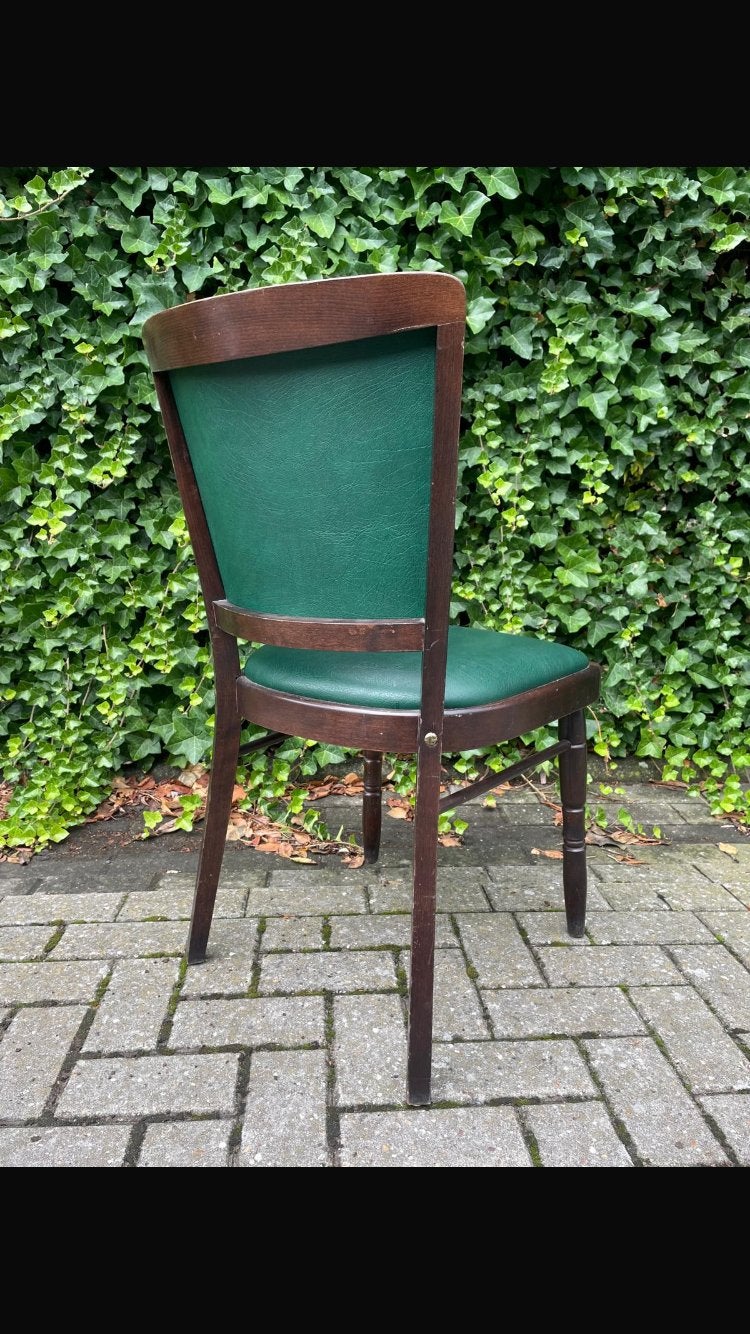 Diverse café stoelen, Ophalen
