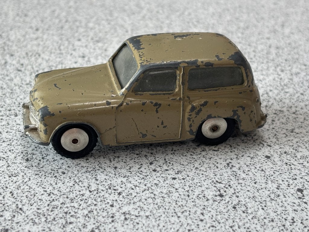 Hillman Husky van Corgi Toys, Ophalen of Verzenden, Gebruikt, Auto, Corgi