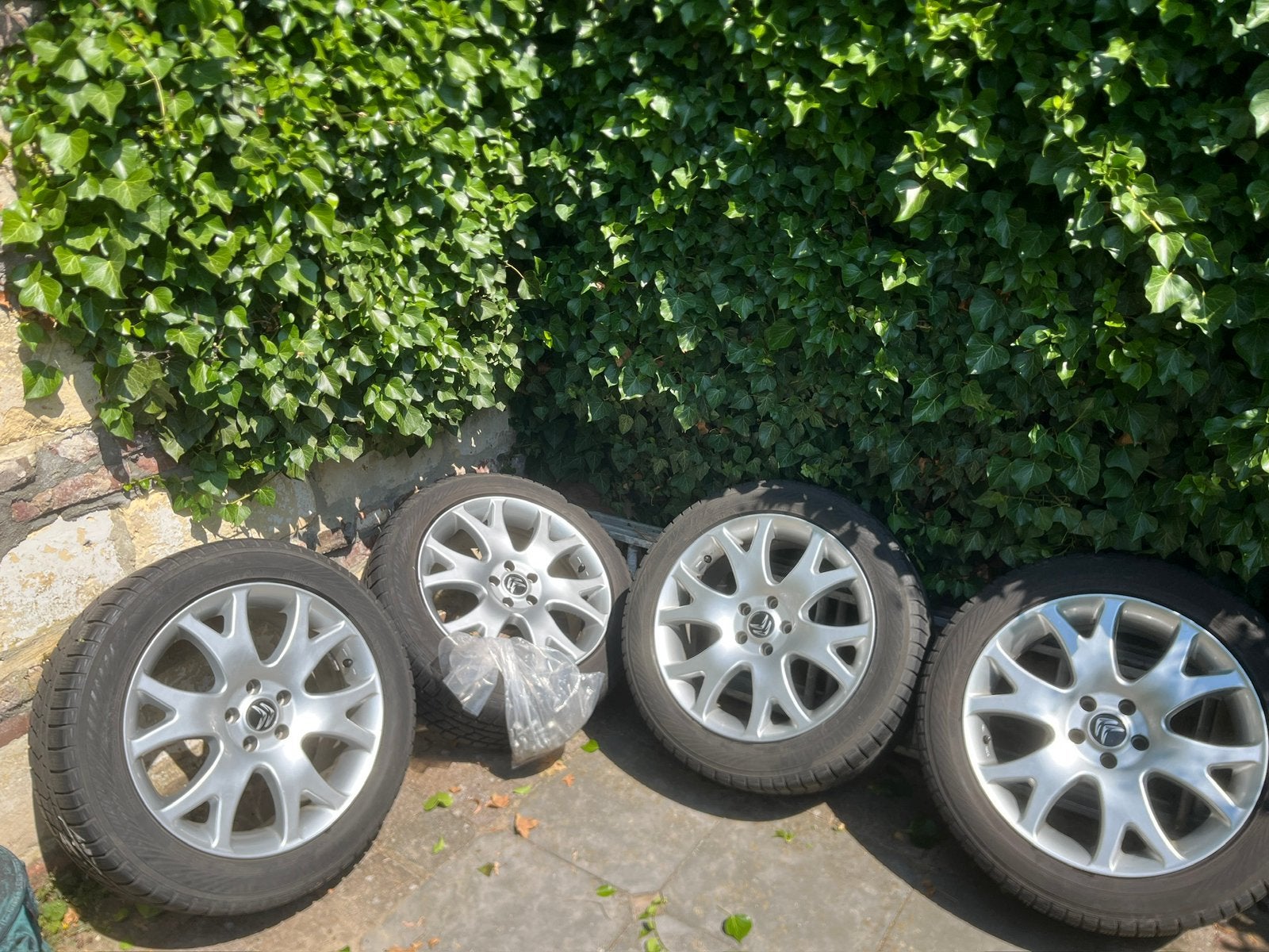Prima lichtmetalen velgen 18”  met winterbanden voor oa C5., Ophalen, Gebruikt