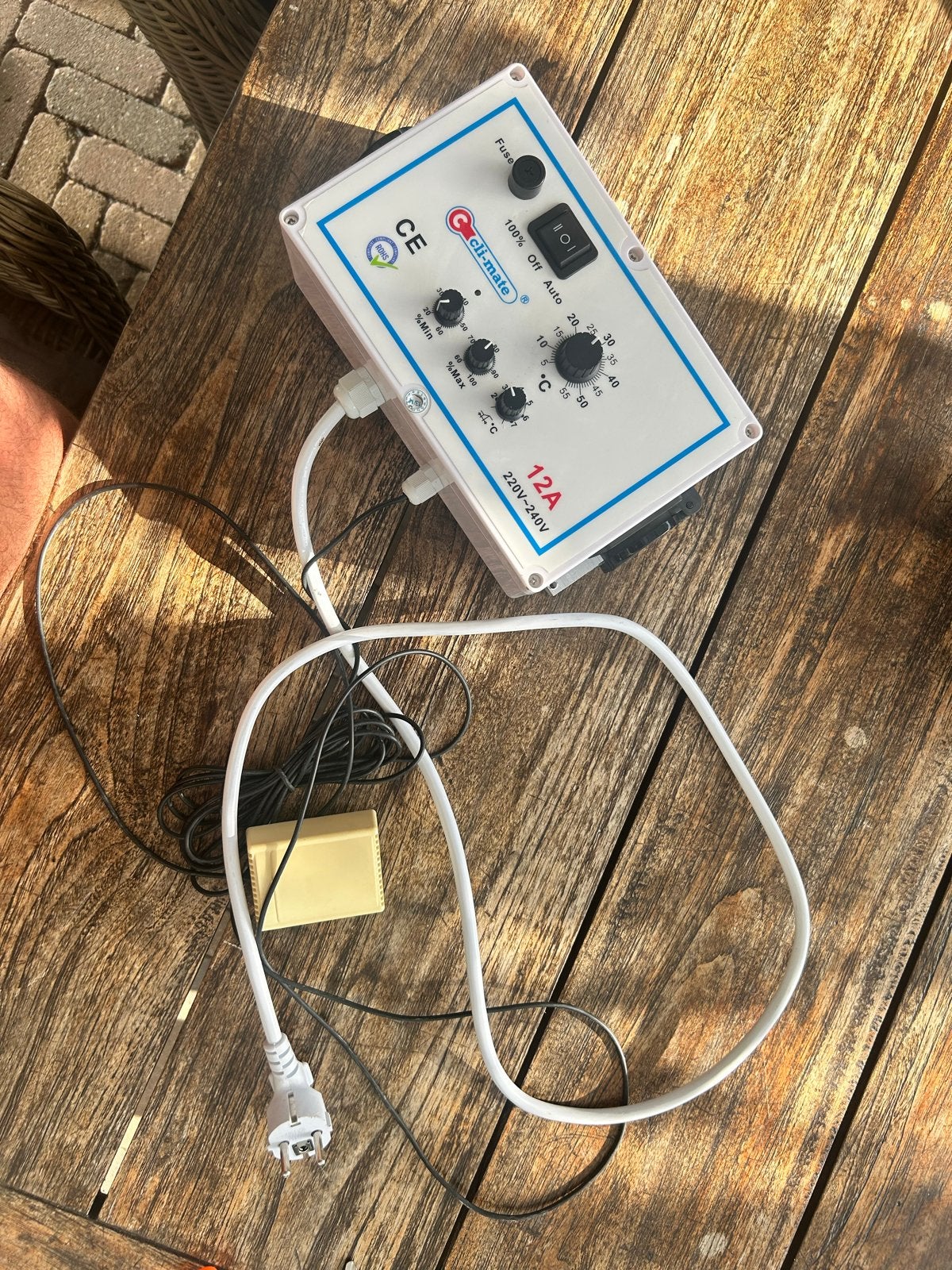 Cli-mate Klimaatregelaar 12A 220V-240V, Ophalen of Verzenden, Zo goed als nieuw