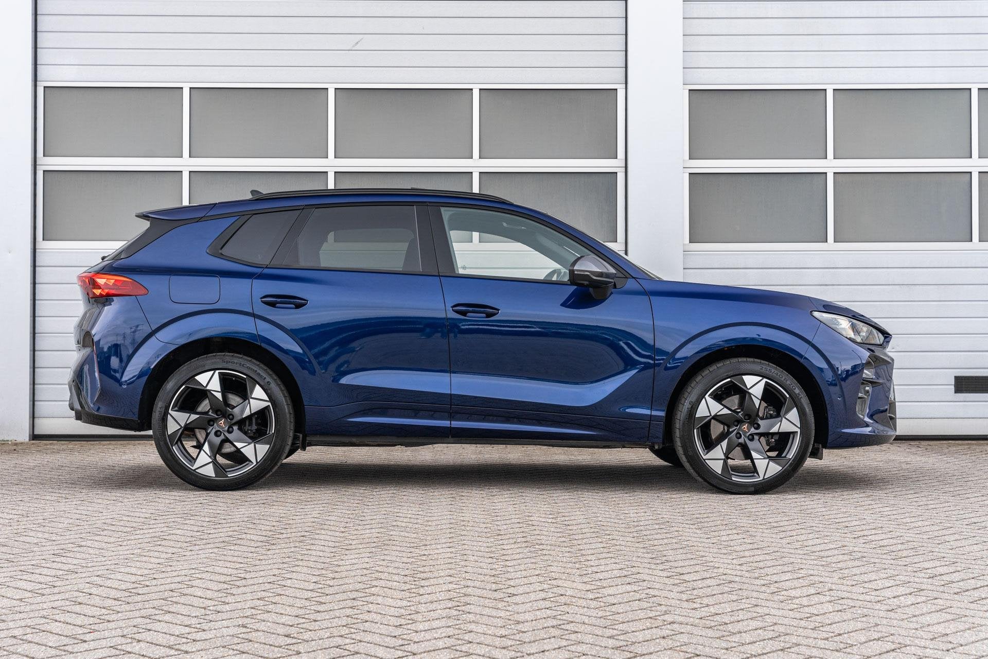 CUPRA Terramar 1.5 TSI e-Hybrid 272pk VZ Performance | SoH 1, Auto's, 12 maanden, 4 cilinders, Alcantara, 26 kWh