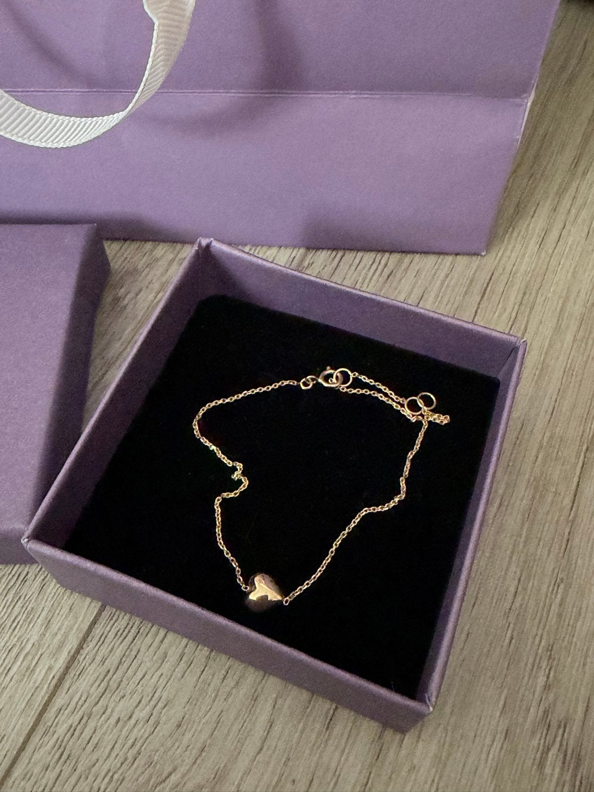 14 karaat gouden armband met hartje - Lucardi Juwelier, Ophalen of Verzenden, Zo goed als nieuw, Goud