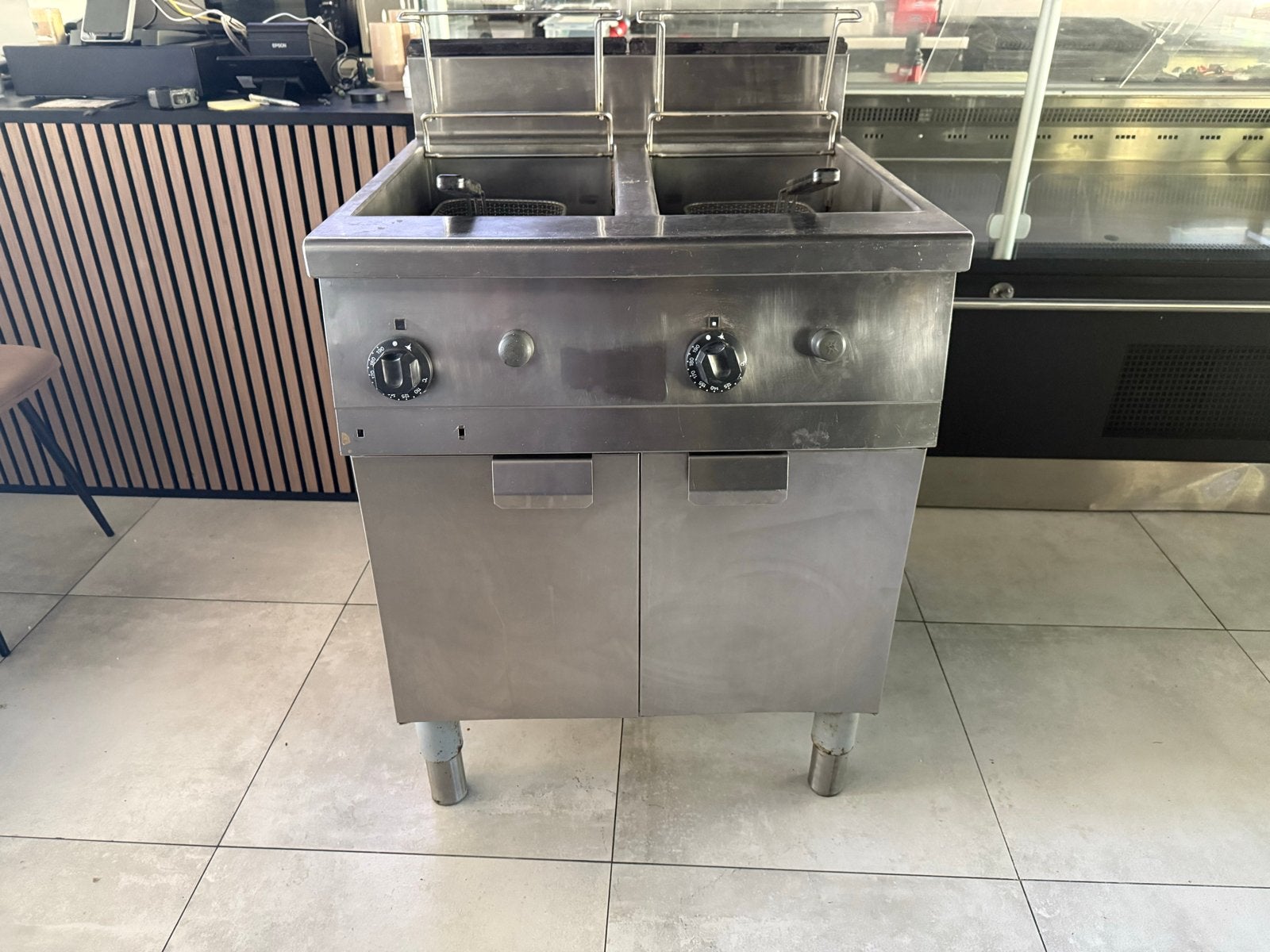 Goed werkende gasfriteuse voor horeca, Zakelijke goederen, Horeca | Keukenapparatuur, Ophalen, Gebruikt, Fornuis, Frituur en Grillen