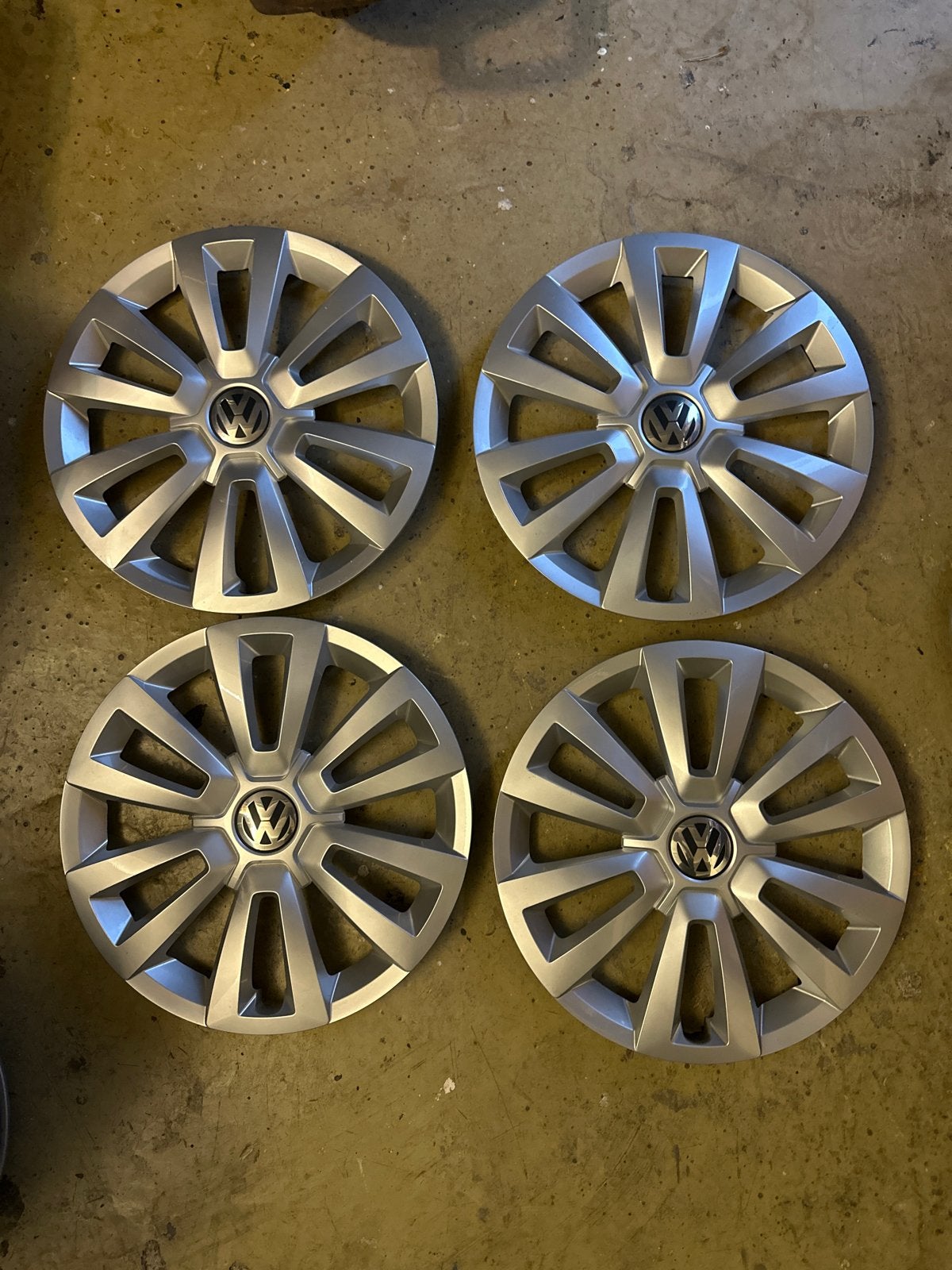 VW Golf 7 16 inch wieldoppen set - Nette staat!, Ophalen of Verzenden, Zo goed als nieuw