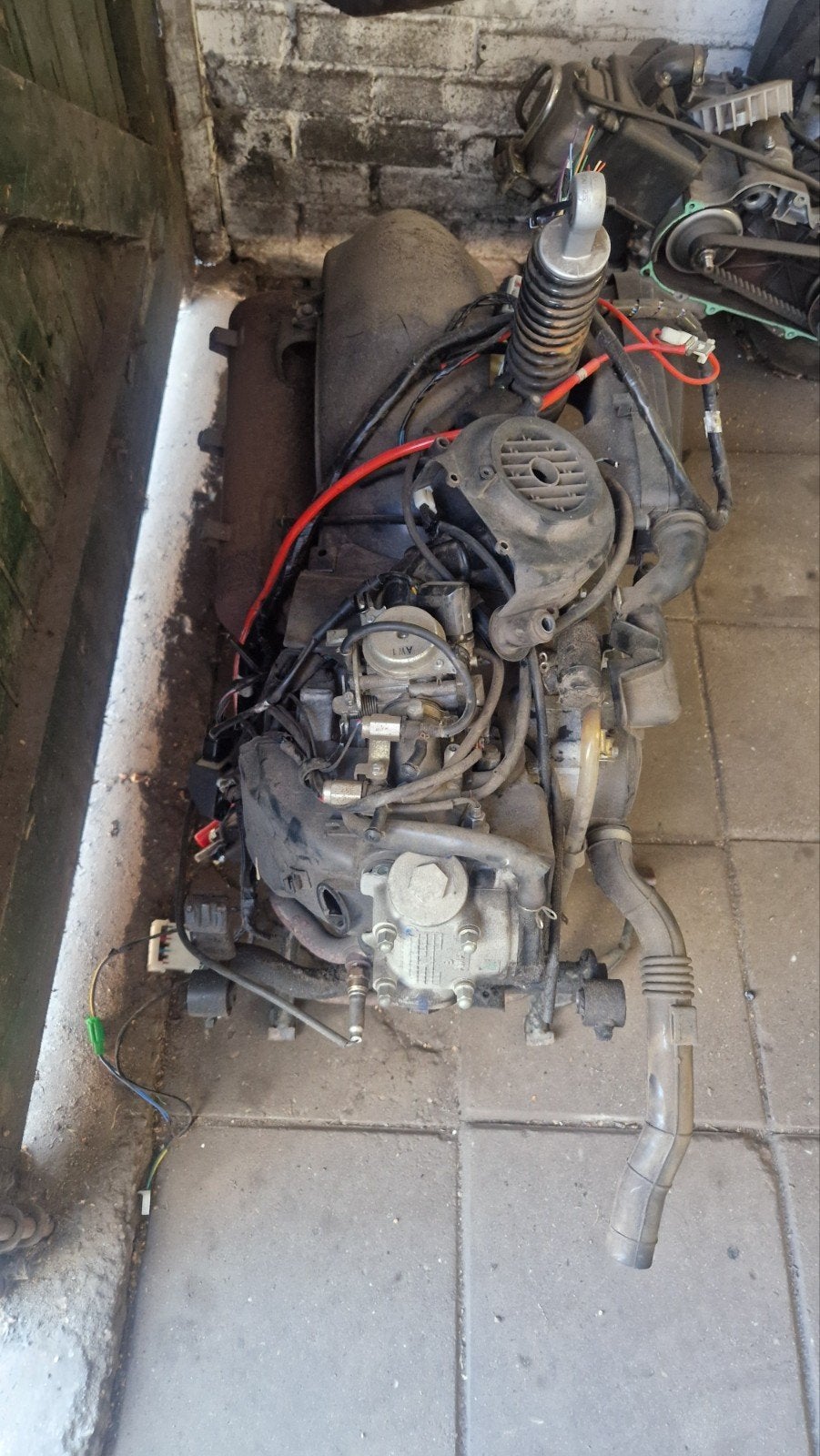 SYM FIDDLE 2 MOTOR   2 keer, Ophalen, Gebruikt, Blok, Sym