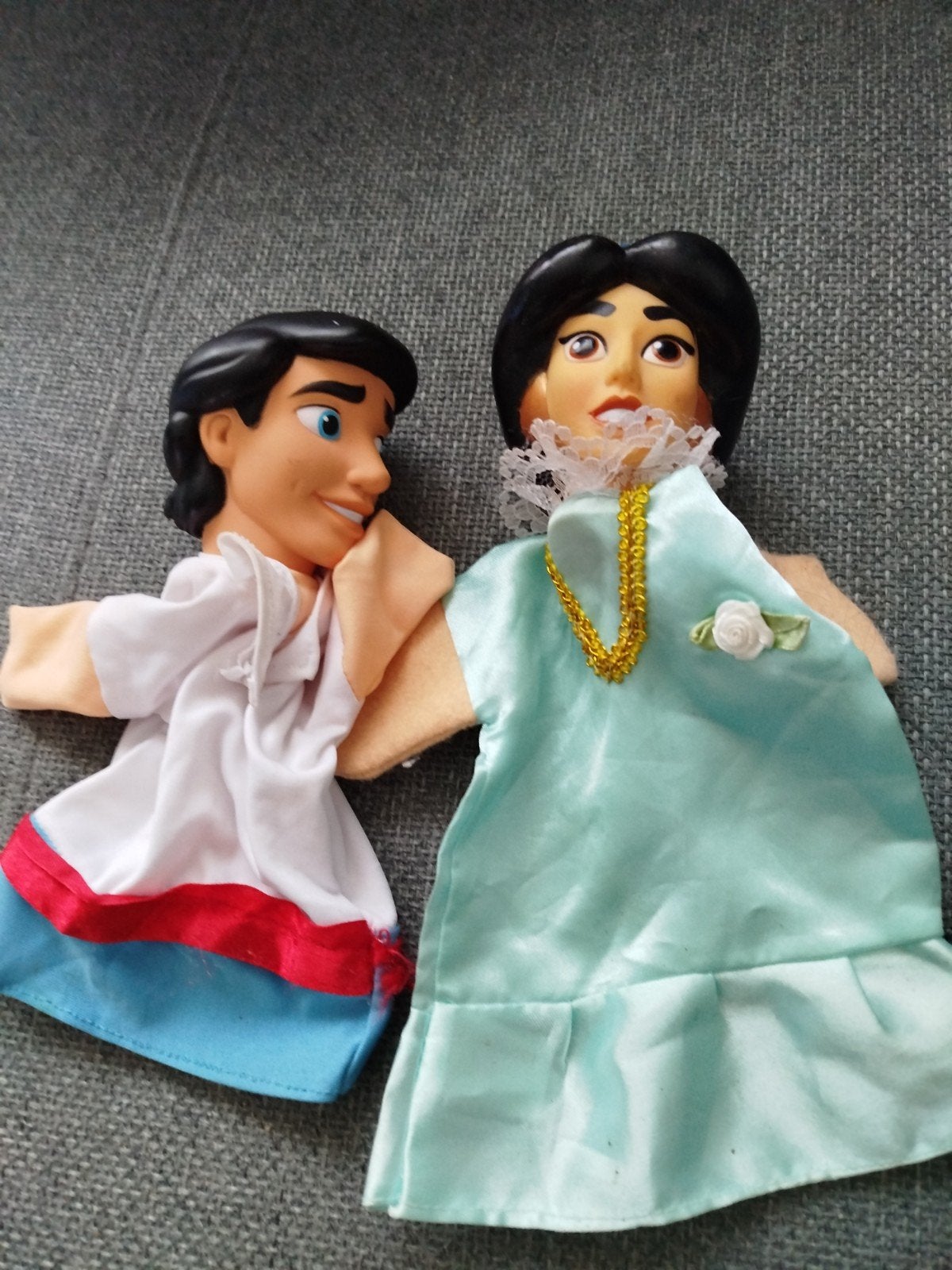 Aladdin en Jasmine handpoppen, Ophalen of Verzenden, Gebruikt, Overige typen