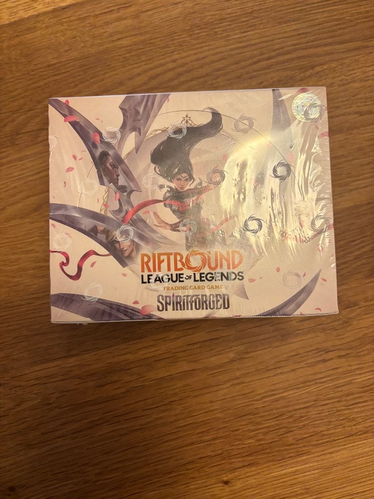 Riftbound - Spiritforged box (sealed), Ophalen of Verzenden, Nieuw, Boosterbox