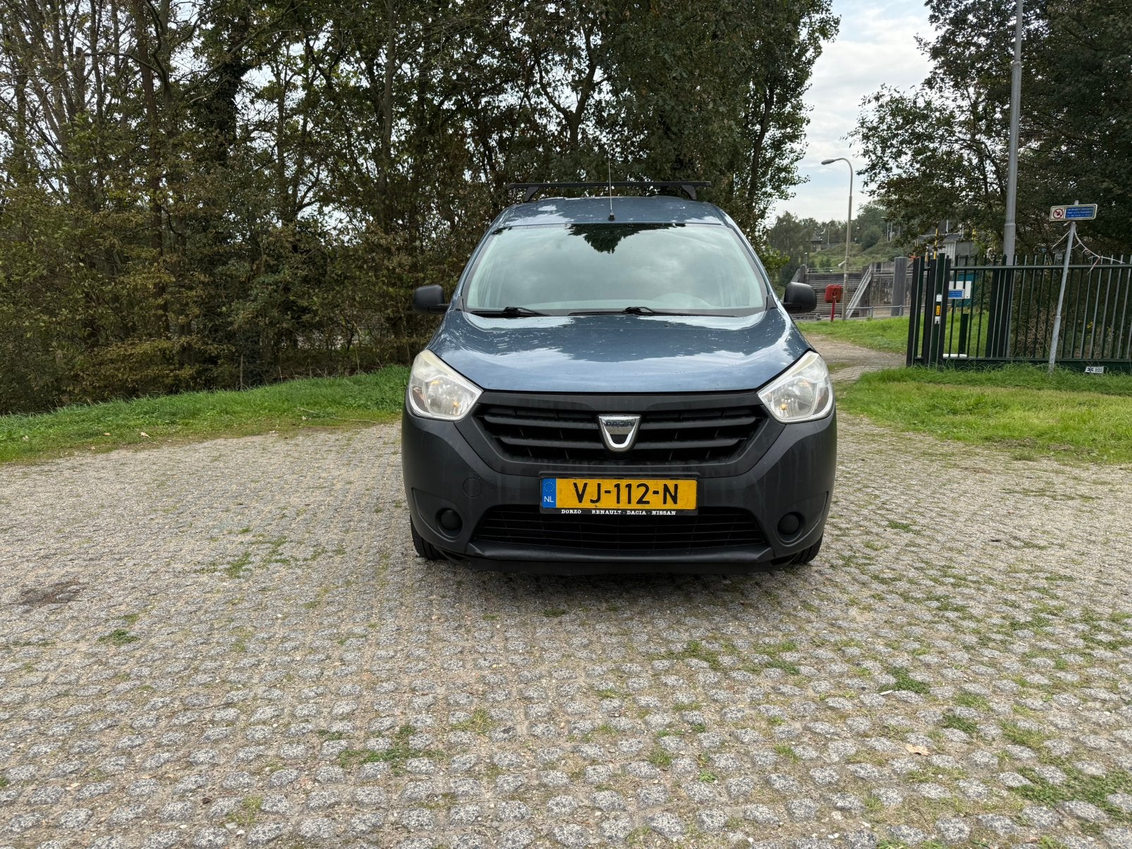 Dacia Dokker Van 1.5 dCi  2014 APK TOT 13 april 2027, Auto's, 74 pk, 4 cilinders, Origineel Nederlands, Bedrijf