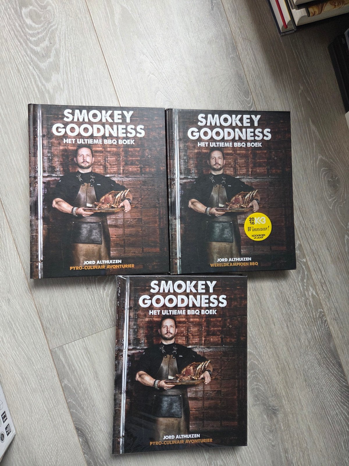 2x Jord Althuizen - Smokey Goodness BBQ, Boeken, Kookboeken, Ophalen of Verzenden, Zo goed als nieuw