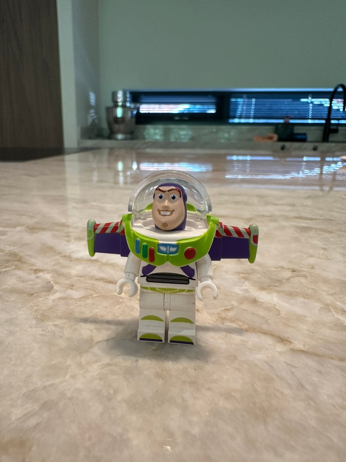 Buzz Lightyear with dirt stains, Overige thema's, Lego, Ophalen of Verzenden, Zo goed als nieuw