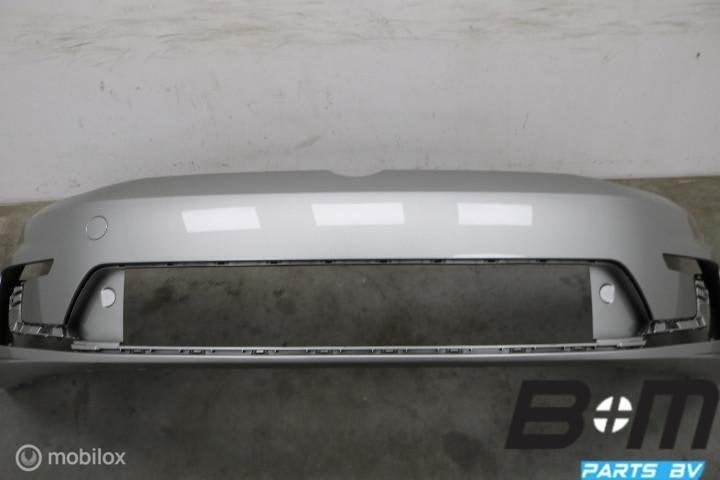 Voorbumper VW E-Golf 7 LB7W 5GE807217DF, Gebruikt