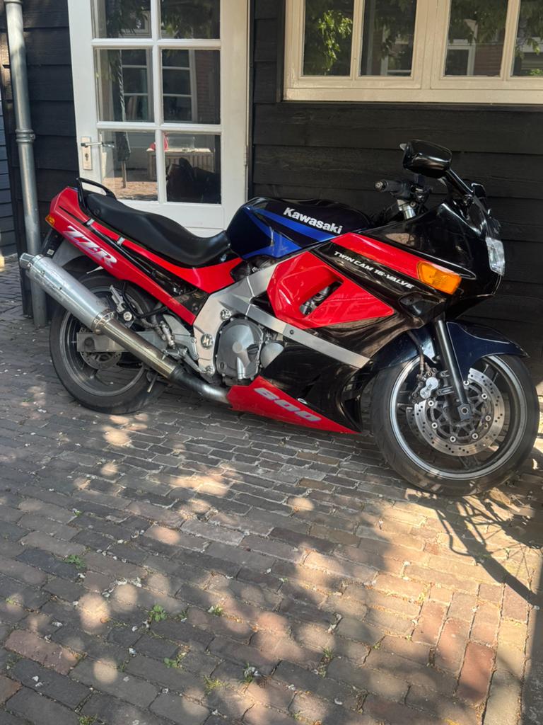 Kawasaki zzr 600, Motoren, 4 cilinders, Motorrijbewijs A, Gebruikt, Super Sport