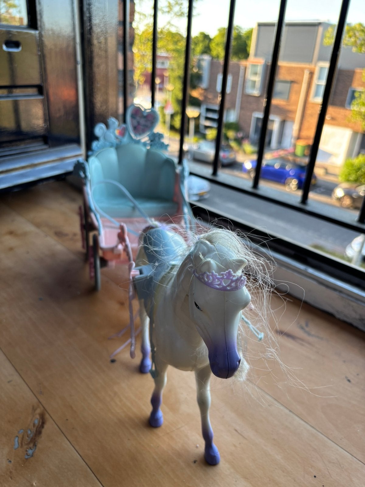 Paard met koets van Barbie, Ophalen of Verzenden, Zo goed als nieuw