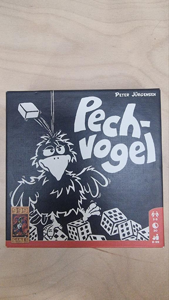Pechvogel dobbelspel, Drie of vier spelers, Ophalen of Verzenden, Zo goed als nieuw, 999 games.
