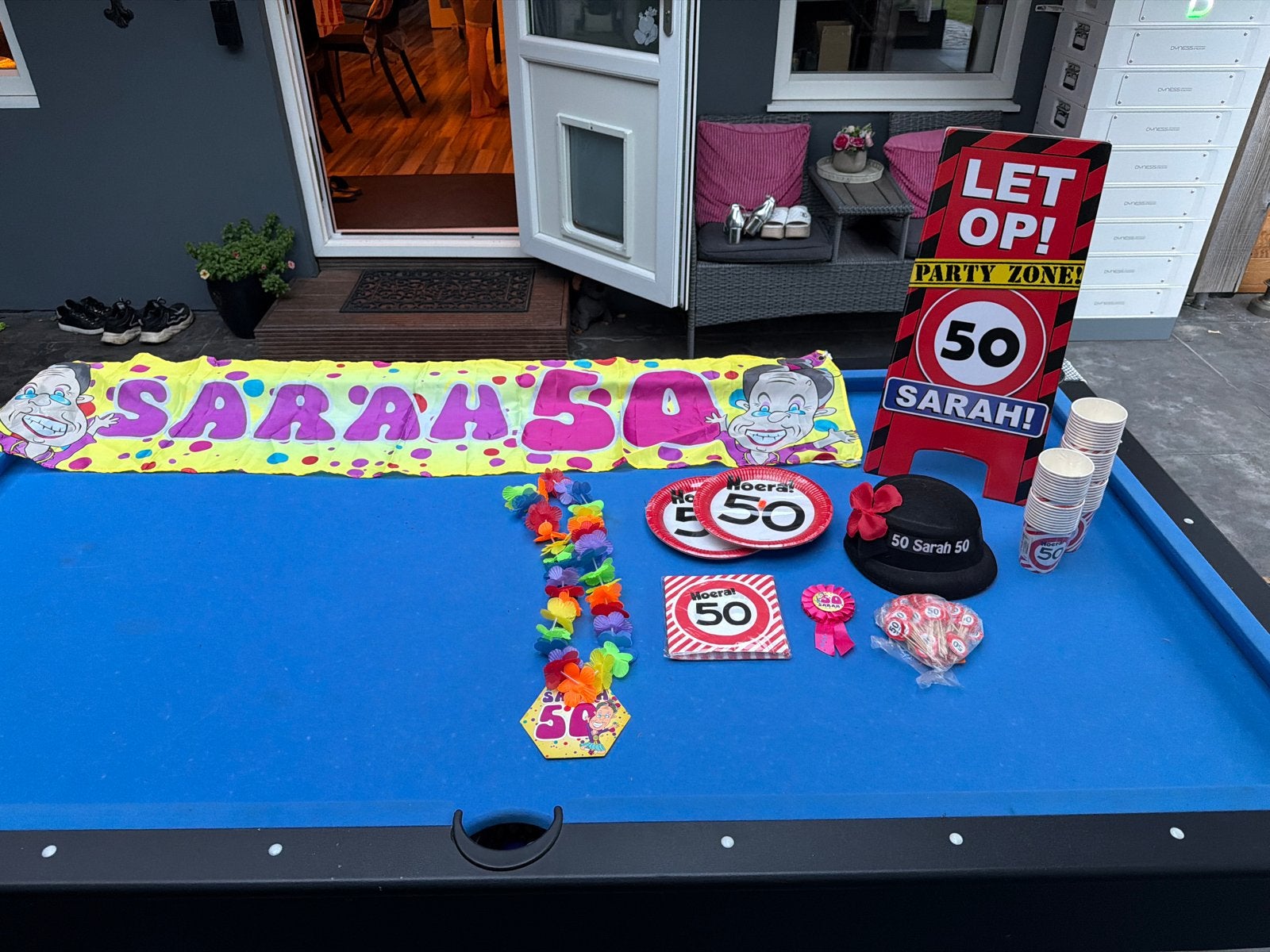 Sarah 50 jaar feestpakket - Versiering en accessoires, Ophalen of Verzenden, Zo goed als nieuw, Versiering, Abraham of Sarah